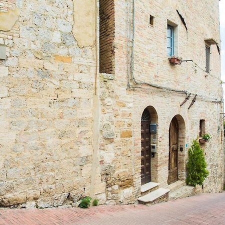 San Domenico Central Apt سان جيمينيانو المظهر الخارجي الصورة